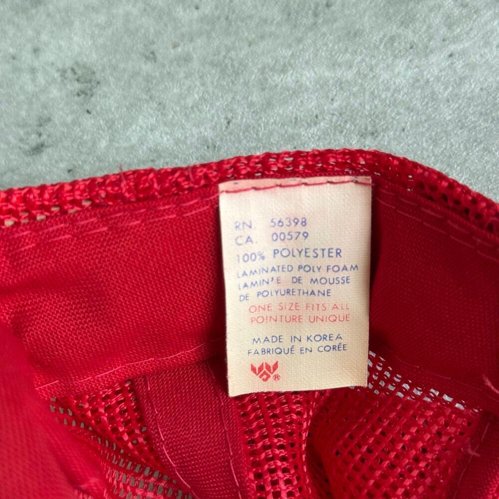 Vintage 80s Fairbanks Alaska Club Marchu red and white mesh snapback hat - Picture 3 of 5